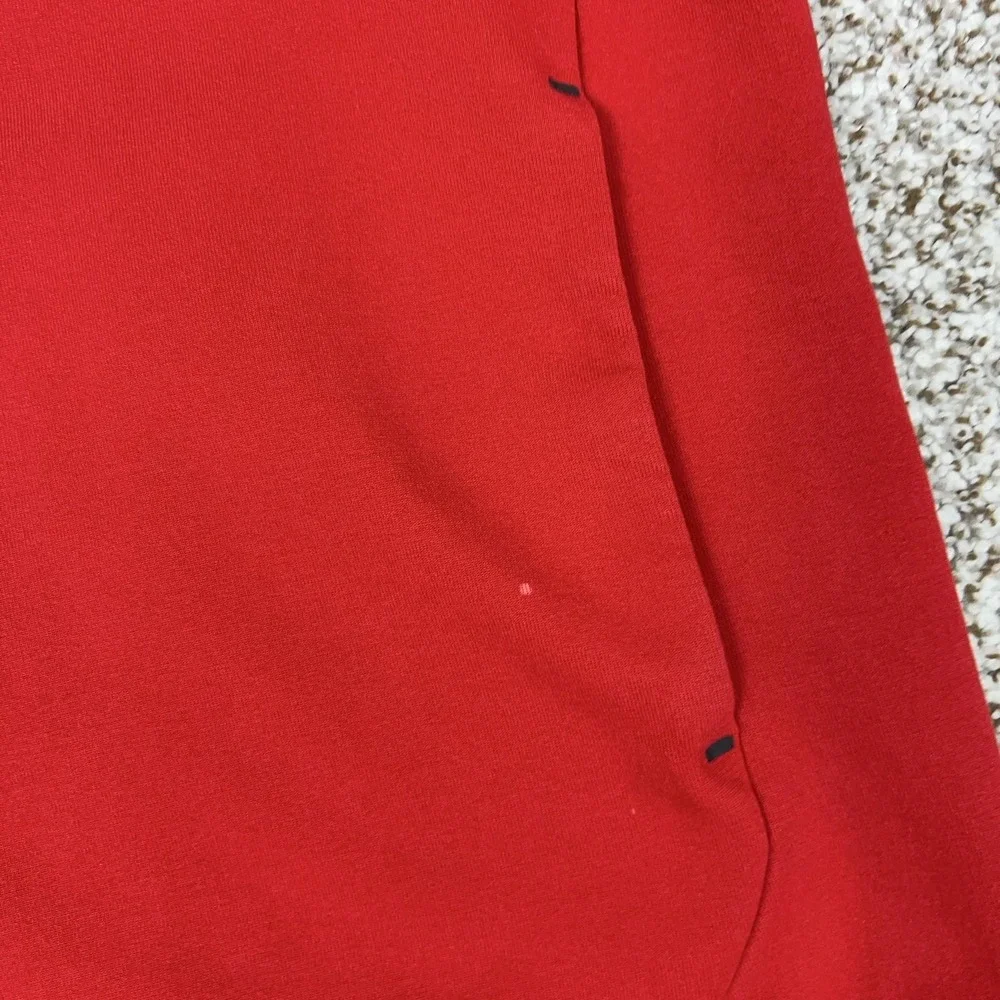 Nike Jacket Mens Medium Red Hooded Full Zip Tech Fleece Hoodie Running Gym Logo